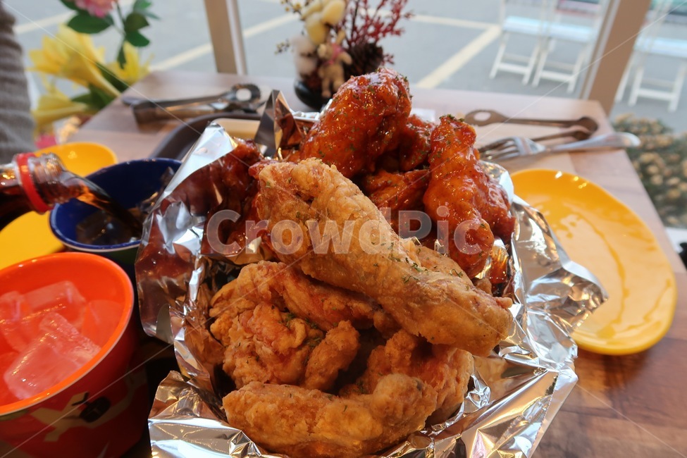 치킨,콜라,후라이드치킨,양념치킨,chicken,음식,식재료,요리,food,cook,meal,dishes,food reserves,육류,고기,meat