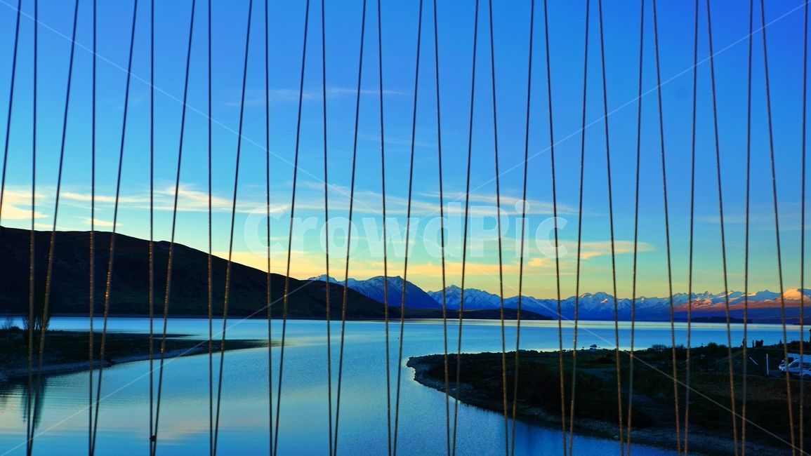 뉴질랜드,하늘,산,파란색,구름,만년설,강,newzealand,sky,river,mountain,cloud,철장,wire