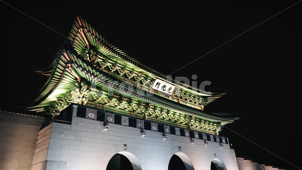 광화문,서울,한국,전통건축,문화재,랜드마크,궁궐,야간개장,야경,궁,관광지