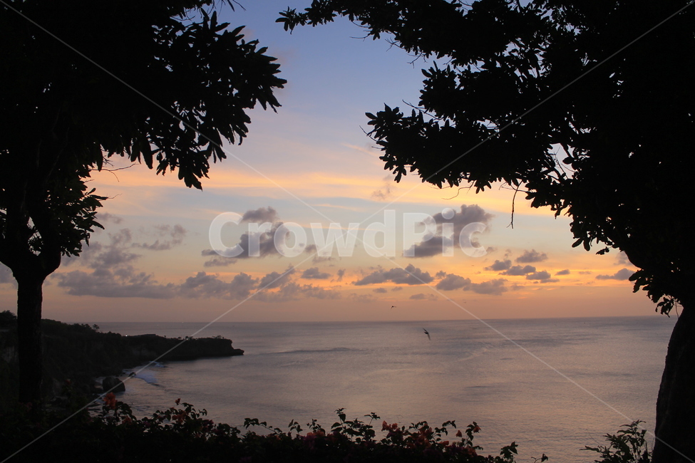 인도네시아,발리,쿠부,쿠부해변,쿠부비치,석양,일몰,황혼,indonesia,bali,balisunset,beachsunset,sunset,실루엣,silhouette,dusk,twilight,sea,ocean,sky,redsky,하늘,붉은하늘,자연,nature,dwan,새벽,자연,풍경,nature,landscape,실루엣,그림자,silhouette,shadow,outdoors,옥외
