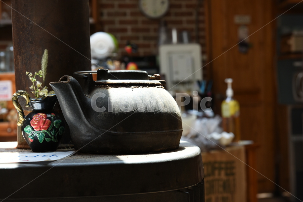 작업실,주전자,꽃병,도기류,쇠주전자,pottery