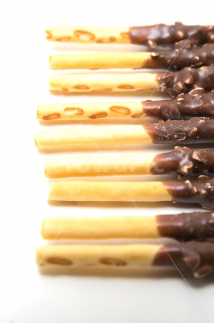 빼빼로,빼빼로데이,막대과자,초콜릿,음식,이벤트,컨셉,컨셉트,디저트,간식,후식,기념일,과자,제과,갈색,브라운,오브젝트,스튜디오,배경,사랑,연인,선물,가을,초콜렛,초코렛,초코릿,설탕,달콤한,문화,브랜드,쿠키,행사,11월,11일,이미지,누끼,화이트,흰색,기념일,축하,anniversary,congratulation,celebrate,celebration,음식,식재료,요리,food,cook,meal,dishes,food reserves,디저트,간식,후식,dessert,snack,누끼,remove background