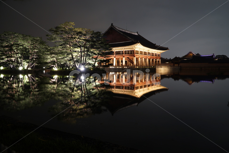 경복궁,경복궁야간개장,야간개장,경회루,경회루야경,야경,고궁,고궁야경,반영,architecture,건축물,building,건물,worship,예배,shrine,신사,pagoda,탑