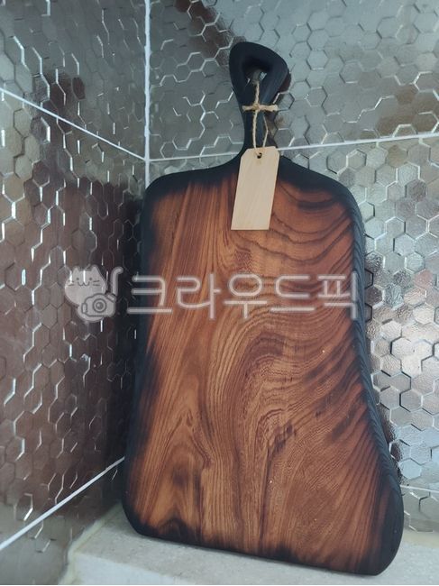 hardwood,견목,stainedwood,스테인드우드,wood,목재,도마,플레이팅,나무