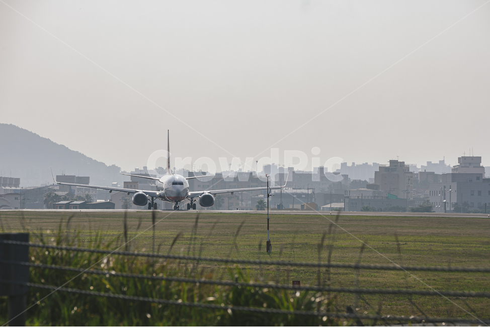 airport,공항,airfield,비행장,비행기,항공기,airplane,활주,교통,교통수단,traffic,transportation