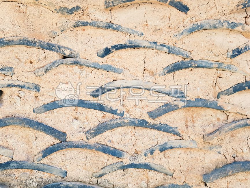 red clay wall,texture,koreantraditional,pattern,koreanculture,ocher,tile wall,korea,mud wall,tile,tiled wall,tradition,old story,wall