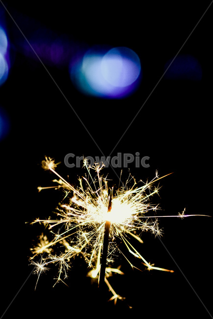 폭죽,밤,새벽,감성,감성사진,회상,추억,야경,밤,풍경,nightscape,night,landscape,nature,자연,outdoors,옥외,lighting,조명