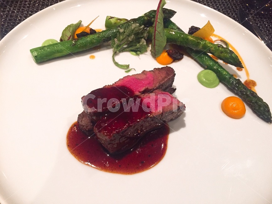 스테이크,음식,food,레스토랑,레스토랑스테이크,썰린스테이크,스테이크소스