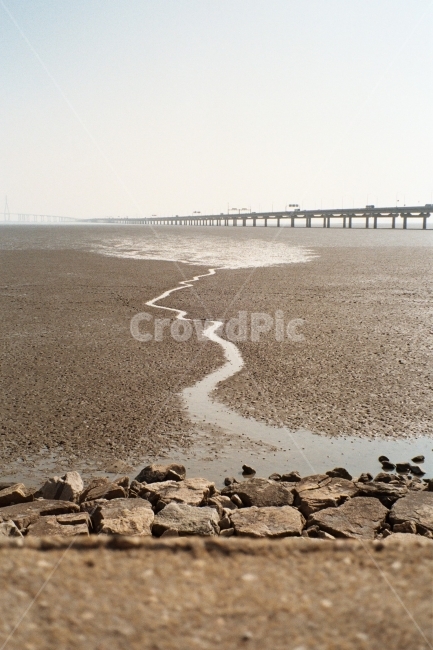 물길,뻘,인천대교,다리,풍경,자연,풍경,nature,landscape,한국자연풍경,한국자연경관,korea nature landscape,ground,바닥,rubble,파편