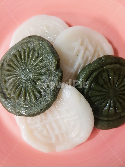 절편,떡,쑥떡,전통무늬,쌀,ricecake,traditionalpattern,한국전통,한국문화,korean traditional,korean culture,음식,식재료,요리,food,cook,meal,dishes,food reserves,한식,한국음식,한국요리,korean food,korean dishes,korean meal,korean cook,디저트,간식,후식,dessert,snack