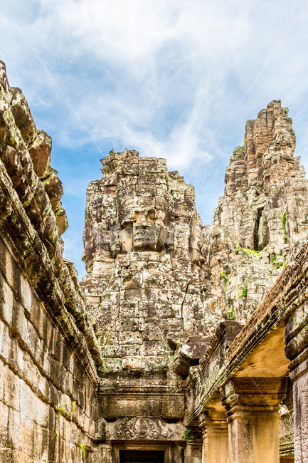 Cambodia,ancient architecture,nature,stone statue,Historic sites,tree,statue,relics,employee,building,Temple,plant,sight,Tourist destination,land mark,Emotion,Angkor Wat