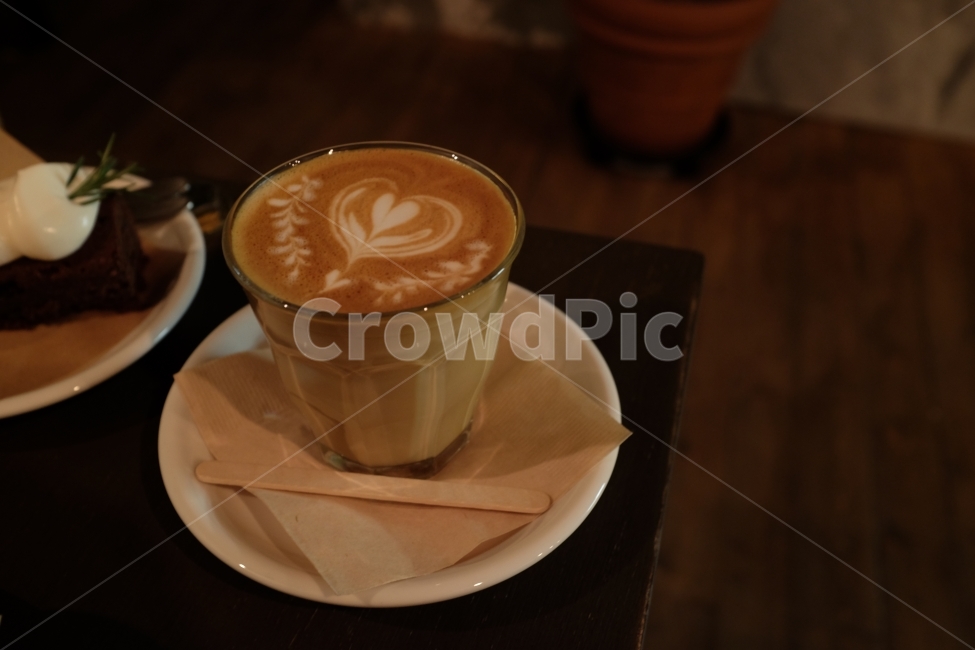 커피,플랫화이트,라떼아트,라떼,카페라떼,음료,카페,커피숍,커피,카페,coffee,cafe