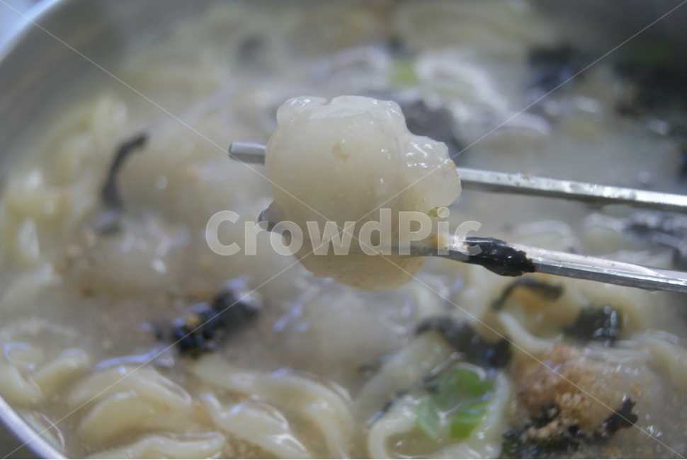 옹심이칼국수,옹심이,뜨거운옹심이,강릉옹심이,한그릇,음식,식재료,요리,food,cook,meal,dishes,food reserves