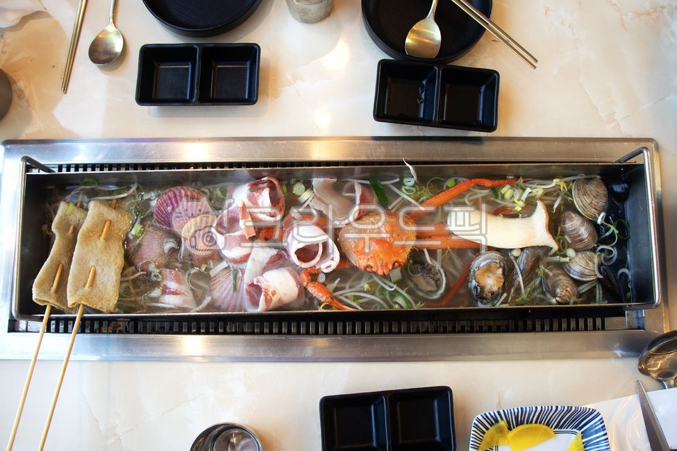 soup,Fish cake,beef,beansprouts,seafood stew,ingredients,Beef Samgyeop,long iron plate,abalone,cooking,mushroom,iron plate,marine life,seafood,Bean sprouts,food,meal,clam casserole,ironplate,seafoodsoup,fish cake,seafood hotpot,meat,clam,crab