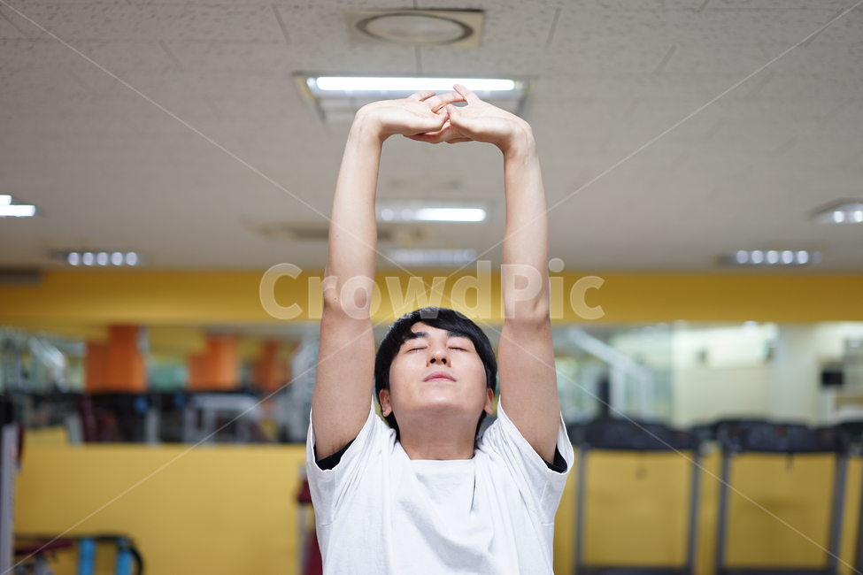 운동,남자,맨손체조,체조,스트레칭,체력단련,헬스,헬스장,자기관리,몸관리,트레이닝,남성,사람,인물,인간,human,person,남성,남자,man,male,건강,헬스웨어,헬스케어,healthware,health care