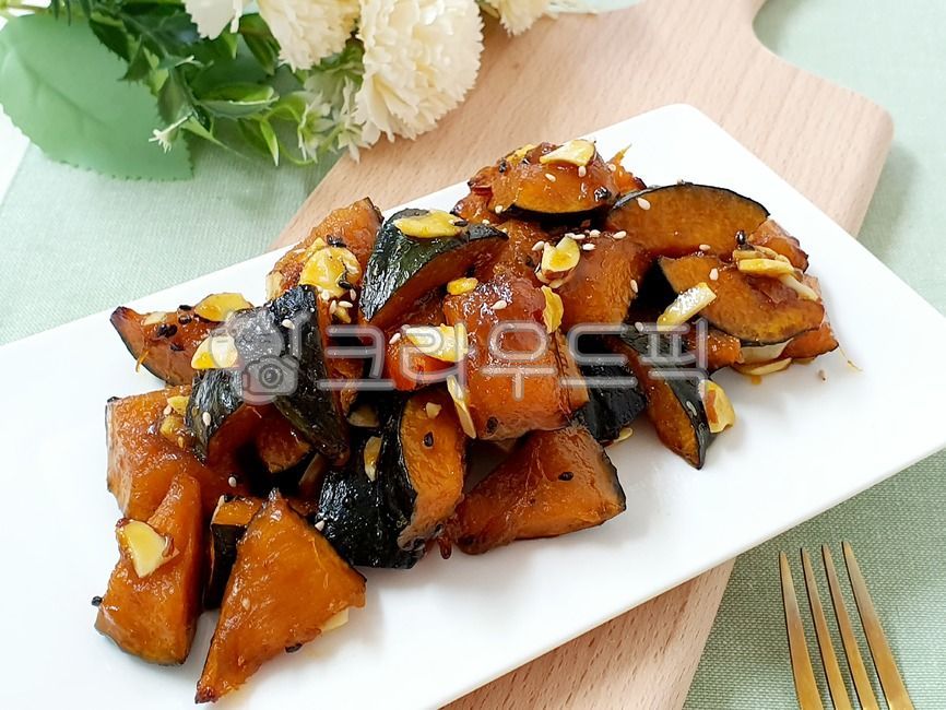 Sweet pumpkin dish,snack,Pumpkin Gangjeong,Korean,food,Sweet pumpkin soup,dessert,Pumpkin Dishes,Pumpkin soup,Sweet pumpkin,Sweet Pumpkin Gangjeong,pumpkin