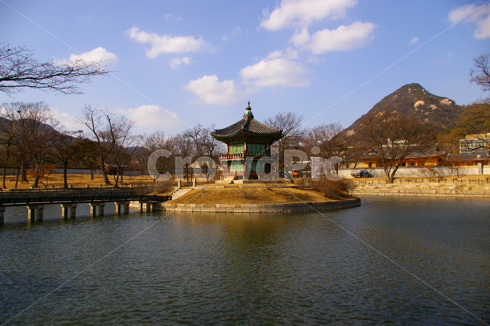 한옥,전통,한국적인,건물,물,건축물,야외,한국전통,한국,랜드마크,한국전통,한국문화,korean traditional,korean culture,랜드마크,landmark,tourist attraction,한국랜드마크,한국관광지,한국명소,korea landmark,korea tourist attraction