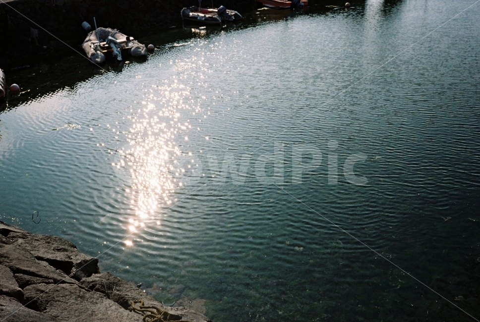 바다,해변,윤슬,물결,햇빛,바닷가,바닷마을,풍경,따뜻한,sea,beach,waves,sunny,landscape,filmphotography,감성,자연,풍경,nature,landscape,water,물,outdoors,옥외