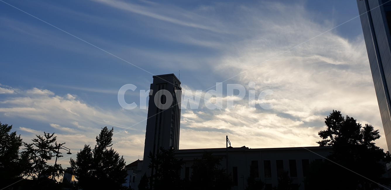 building,건물,architecture,건축물,구름,적운,하늘,sky,cloud,자연,경치,outdoor