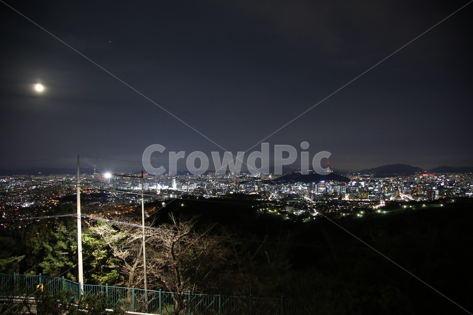 북악,야경,서울,여유,쉼,고요,쓸쓸함,고독,달,야경,밤,풍경,nightscape,night,landscape,도시,city,outdoors,옥외,scenery,nature,자연,경치,metropolis,중심지,town,building,건물,시티,urban,어반