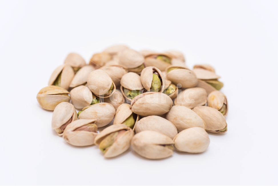 close up,pistachio,Nukki,stacked,ingredient,skin,health,white background,dry,dried,inside,nut,food,Stiff,nutrition,White,nuts,background,super food,cutout