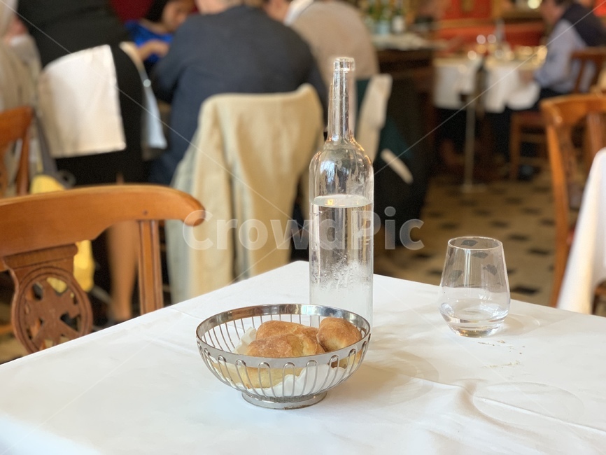 레스토랑,식전빵,빵,restaurant,paris,france,bread,appetizer,에피타이저