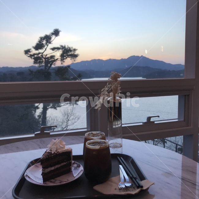 카페,커피,노을,은은한,아름다움,디저트,간식,후식,dessert,snack