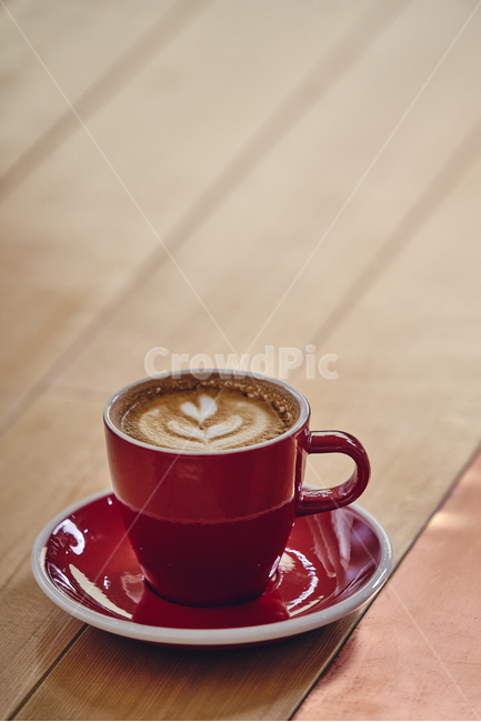 coffeecup,커피컵,cup,컵,pottery,도기류,커피,라떼,카페라떼,감성사진,latte,cafelatte,라떼아트,latteart,빨간컵,커피,카페,coffee,cafe