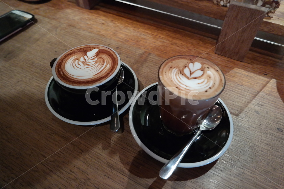 라떼,라떼아트,커피,커피아트,하트,컵,스푼,cup,coffee,여유,힐링,커피,카페,coffee,cafe