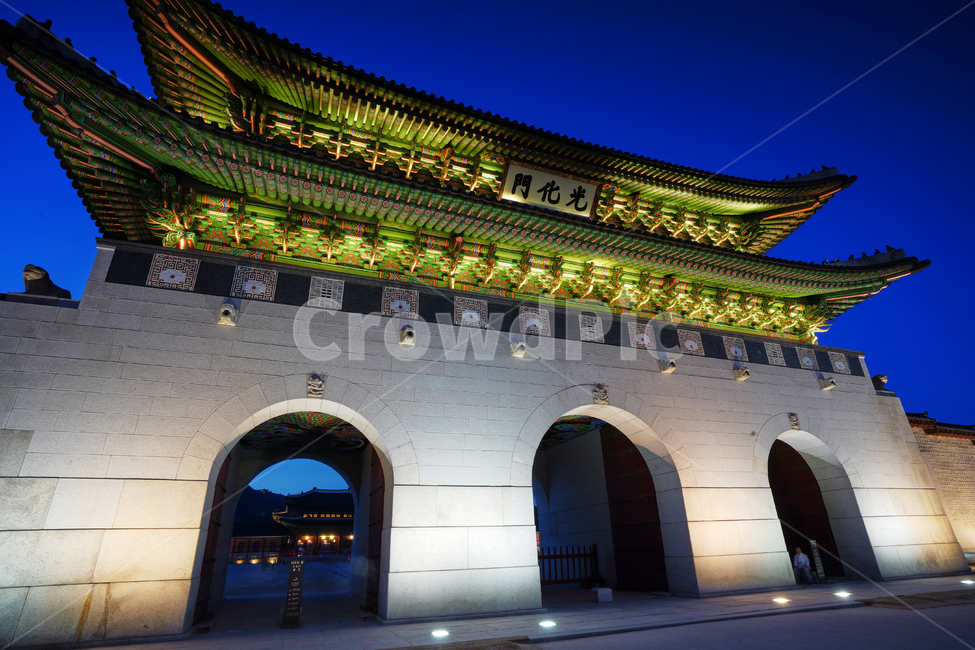 경복궁,야경,야외,밤거리,궁,조명,한국전통,한국문화,korean traditional,korean culture,랜드마크,landmark,tourist attraction,한국랜드마크,한국관광지,한국명소,korea landmark,korea tourist attraction