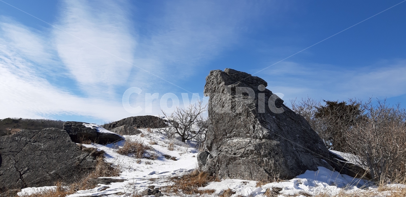 소백산,겨울,설경,기암,두꺼비바위,겨울,계절,winter,season,자연,풍경,nature,landscape,한국자연풍경,한국자연경관,korea nature landscape,outdoors,옥외