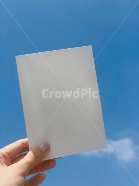 종이,카드,하늘,손,편지,프레임,종이프레임,엽서,paper,card,letter,sky,hand,whitepaper,백지,흰종이,디자인소스,cloud,texture