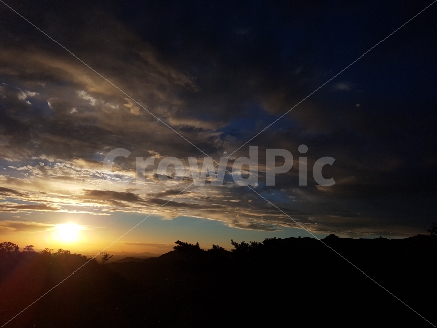일몰,석양,구름,서울의하늘,풍경,저녁놀,저녁노을,자연,풍경,nature,landscape,light,빛,flare,플레어,outdoors,옥외,sunlight,햇빛