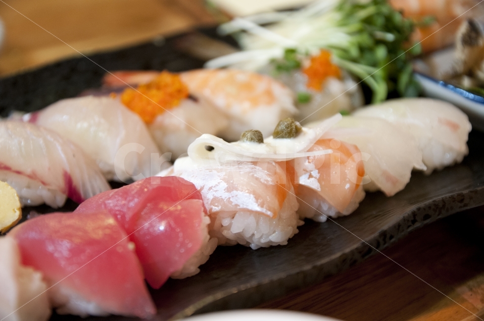일식,초밥,참치,연어,광어,새우,음식,식재료,요리,food,cook,meal,dishes,food reserves,수산물,해산물,fishery products,seafood,일식,일본음식,일본요리,Japanese food,Japanese dishes,Japanese meal,Japanese cook