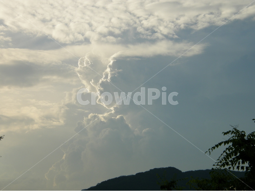 하늘,구름,풍경,자연풍경,sky,cloud,nature,landscape,weather,자연,야외,낮,day,outdoor,날씨,기상,기후,뭉게구름,적운,자연현상,소나기,기상현상,여름,웅장한,수증기,습도,장마철,자연,풍경,nature,landscape,날씨,outdoors,옥외,cumulus,적운
