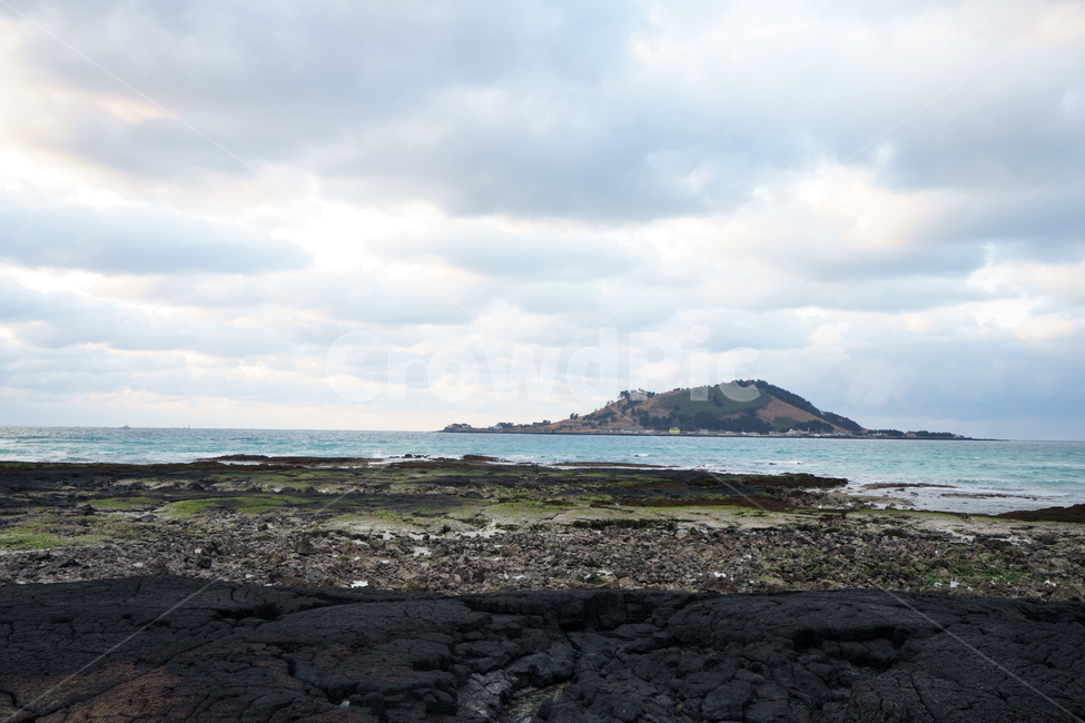 협재해수욕장,제주도,협재,흐린바다,겨울바다,자연,jejuisland,gloomysky,sky,nature,cloudy,sea,wintersea,coast,beach,shore