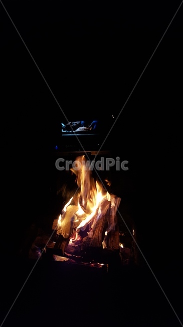 캠프,캠프파이어,모닥불,불,장작불,장작,파이어,따뜻함