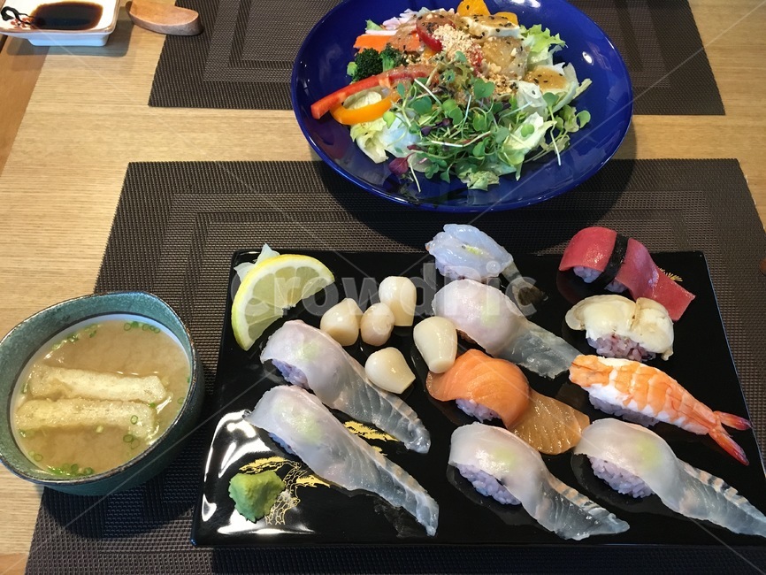 초밥,sushi,스시,생선,fishfood,japanesefood,미소국,food,음식,음식,식재료,요리,food,cook,meal,dishes,food reserves,일식,일본음식,일본요리,Japanese food,Japanese dishes,Japanese meal,Japanese cook