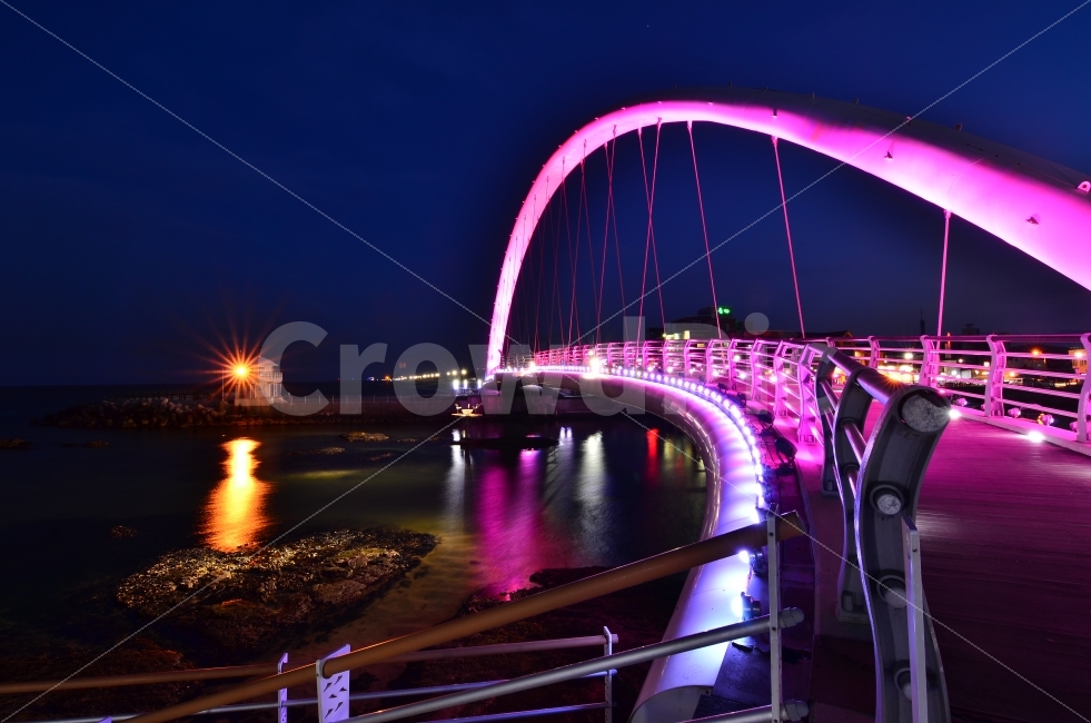 강원도,경포대,솟대다리,야경,스마일,야경,밤,풍경,nightscape,night,landscape,road,도로,bridge,다리,building,건물