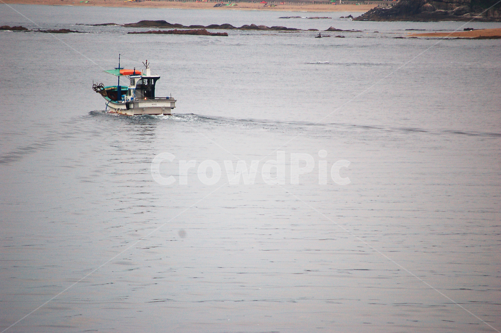 배,운전,바다,출항,선박,watercraft,boat,보트,풍경,물결,자연,풍경,nature,landscape,어업,fishery,fishing industry,transportation,교통,vehicle,차량