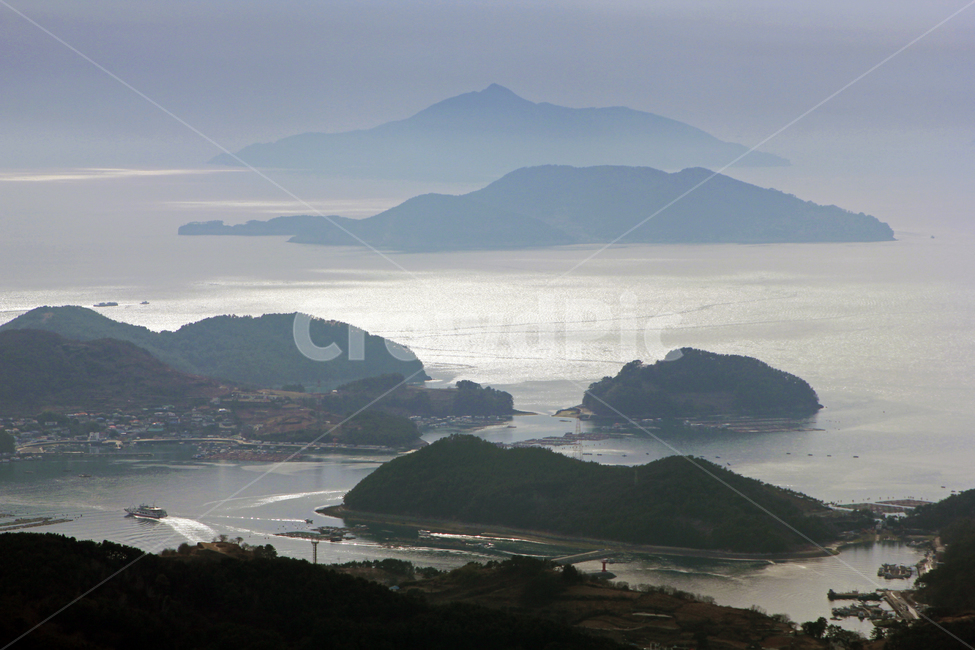 자연,풍경,섬,바다,배,남해,자연,풍경,nature,landscape,한국자연풍경,한국자연경관,korea nature landscape,outdoors,옥외,land,땅,shoreline,해안선,water,물,sea,ocean,대양,coast,연안