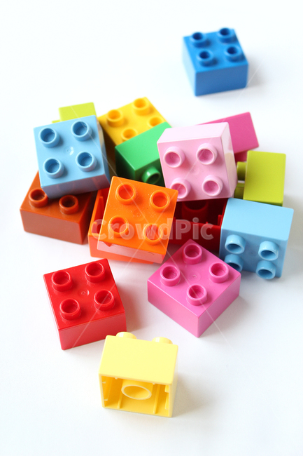 블럭,레고,칼라풀,장난감,토이,흰배경,lego,물건,사물,색감,색채,컬러풀,모아놓은,다수,많은,사물,물건,오브젝트,thing,object,matter,누끼,remove background