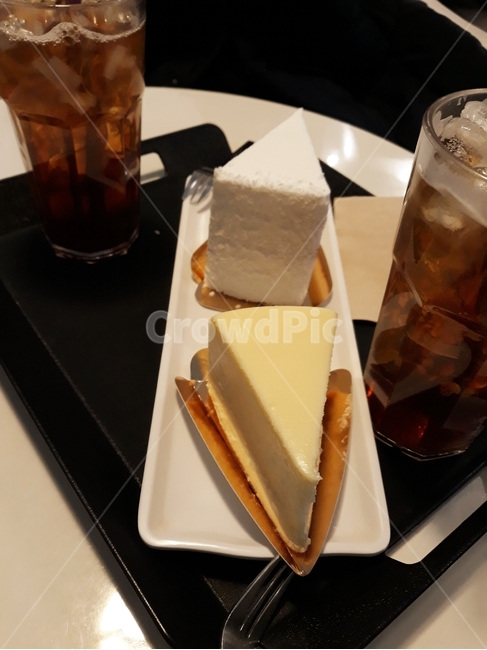 치즈케이크,먹을거,디저트,케이크,아이스티