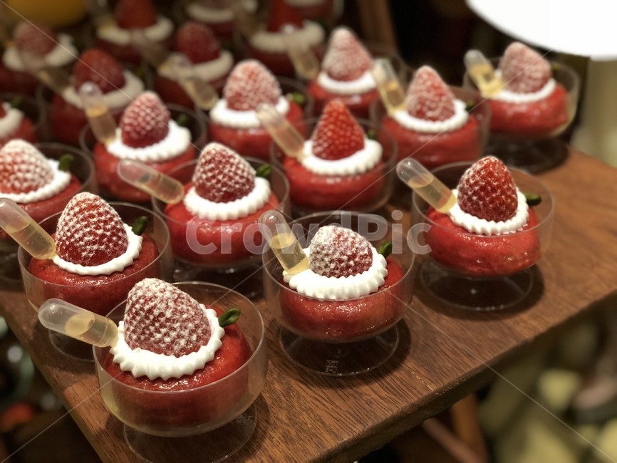 딸기,과일,딸기뷔페,디저트,음식,음식,식재료,요리,food,cook,meal,dishes,food reserves,디저트,간식,후식,dessert,snack