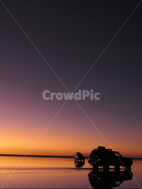 우유니,uyuni,우유니소금사막,우유니소금호수,salardeuyuni,남미,우유니투어,볼리비아,노을,sunset,지프차,우유니지프차,jeepcar,반사,물반사,여행,휴가,traveling,vacation,trip