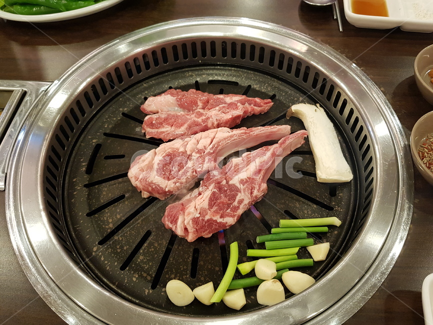 양고기,양갈비,양,양고기스테이크,양고기불판,음식,식재료,요리,food,cook,meal,dishes,food reserves,육류,고기,meat