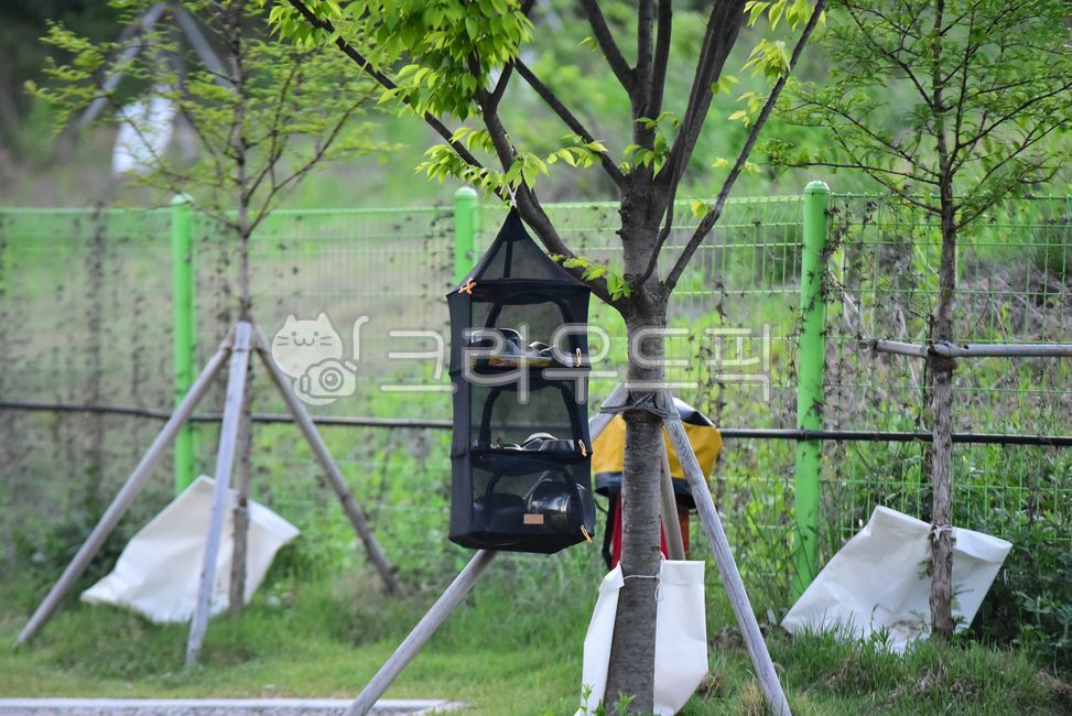 캠핑,캠핑장,자연,건조기,식기건조기,검정,검정색,건조망,그릇,숲,여행,레저,릴렉스,아웃도어,휴가,relaxing,healing,camping,camp,outdoor