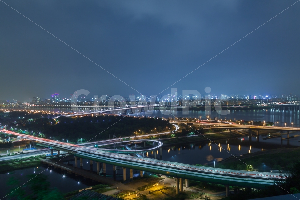 야경,도시풍경,풍경,응봉산야경,서울,도시,풍경,city,landscape,교통,교통수단,traffic,transportation,야경,밤,nightscape,night,road,도로,freeway,고속 도로