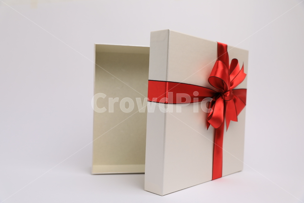 생일,상자,리본,선물,선물상자,기프트,빨강,기념일,축하,anniversary,congratulation,celebrate,celebration,사물,물건,오브젝트,thing,object,matter,누끼,remove background