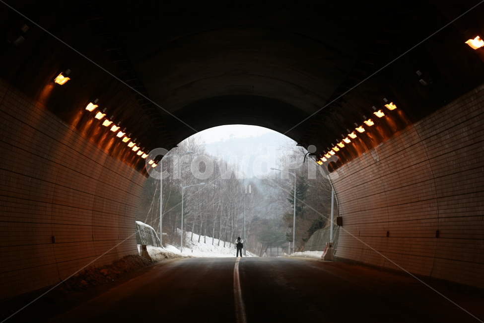 터널,길,고속도로,고속도로터널,도로,교통,교통수단,traffic,transportation,tunnel